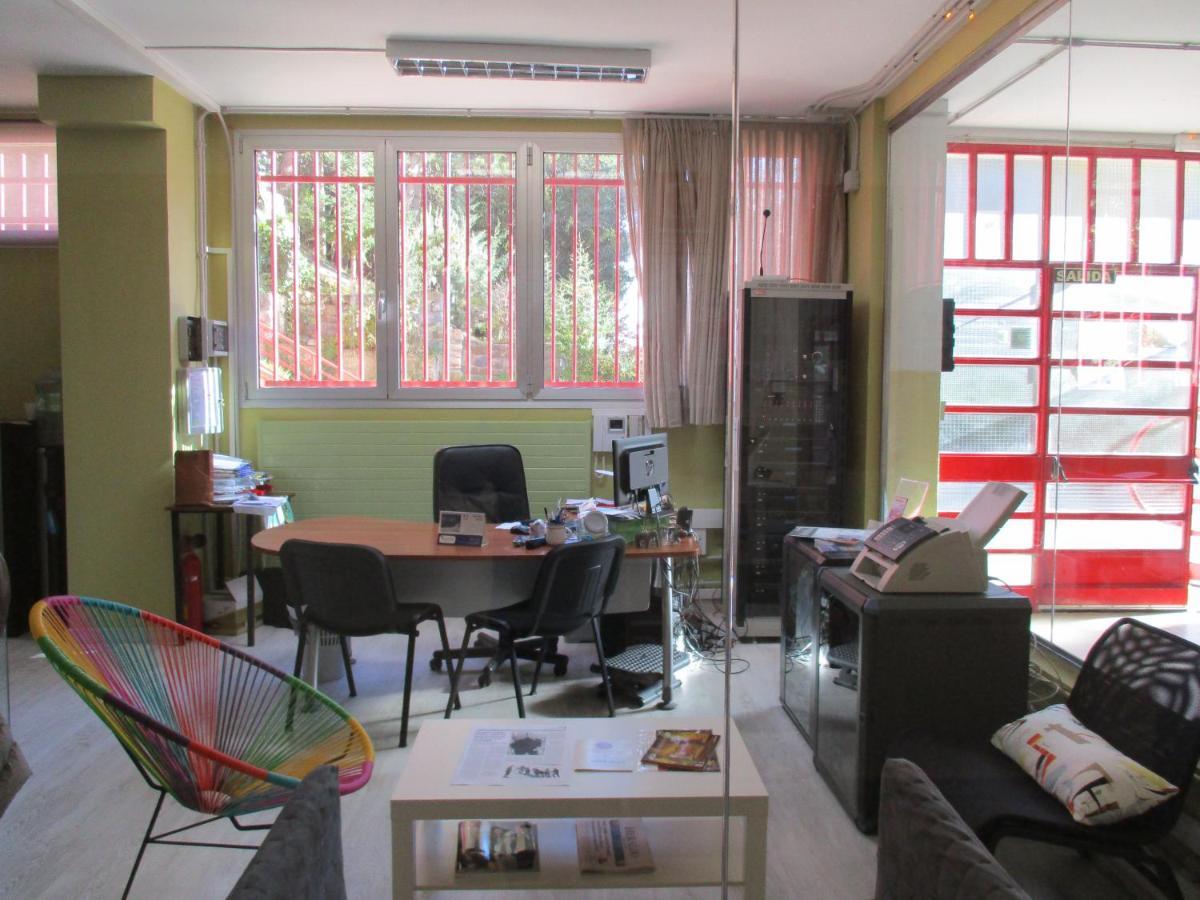 Residencia Albergue Jaca Exterior foto